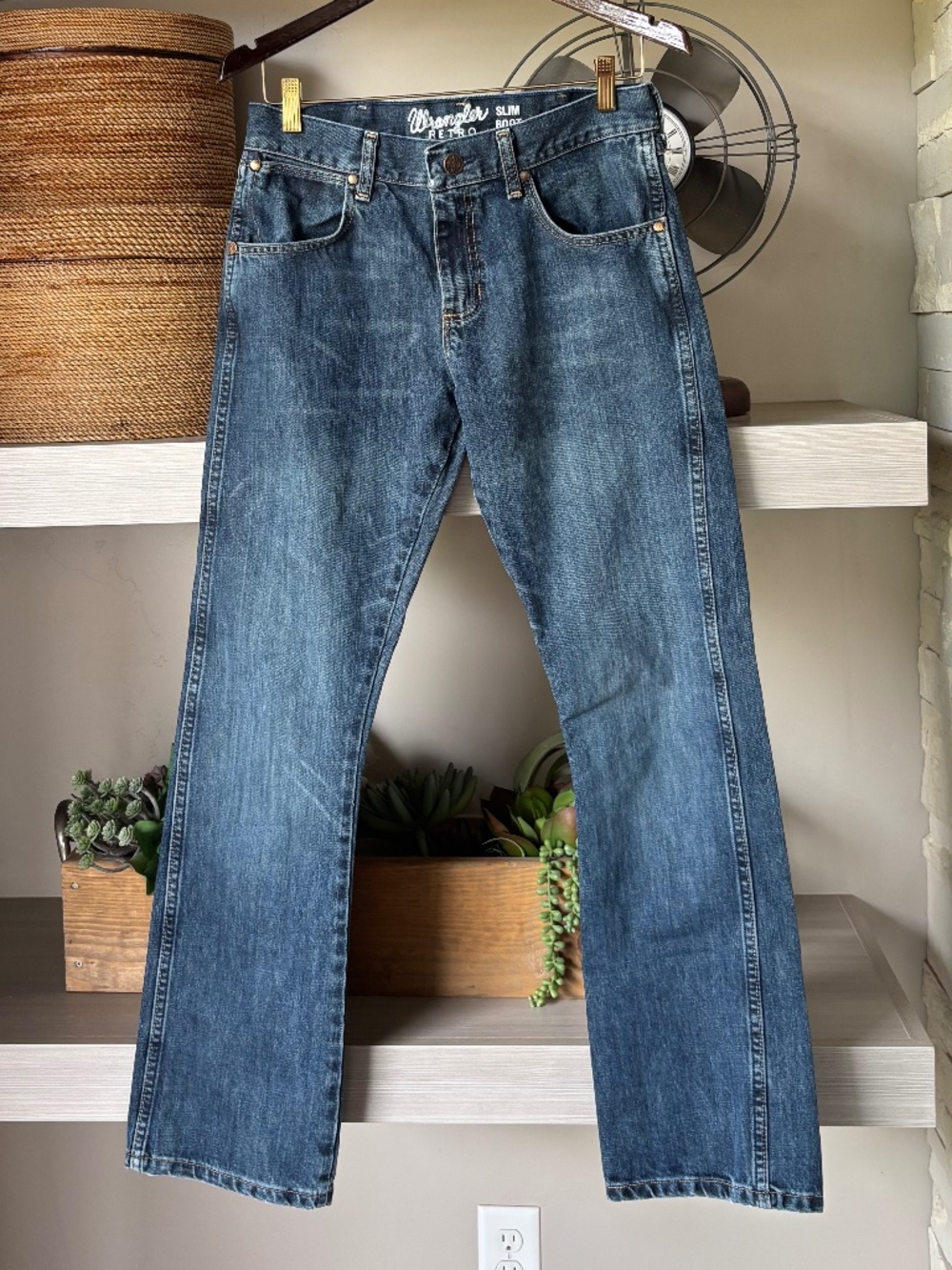 Wrangler Retro Slim Boot Cut Jeans 100% Cotton 29x32  Blue Distressed
